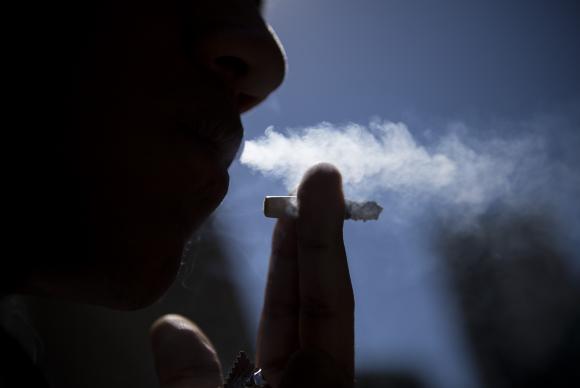 A produção e o consumo de produtos derivados do tabaco geram importantes impactos socioambientais em todo o planeta( Foto: Marcelo Camargo/Arquivo Agência Brasil)